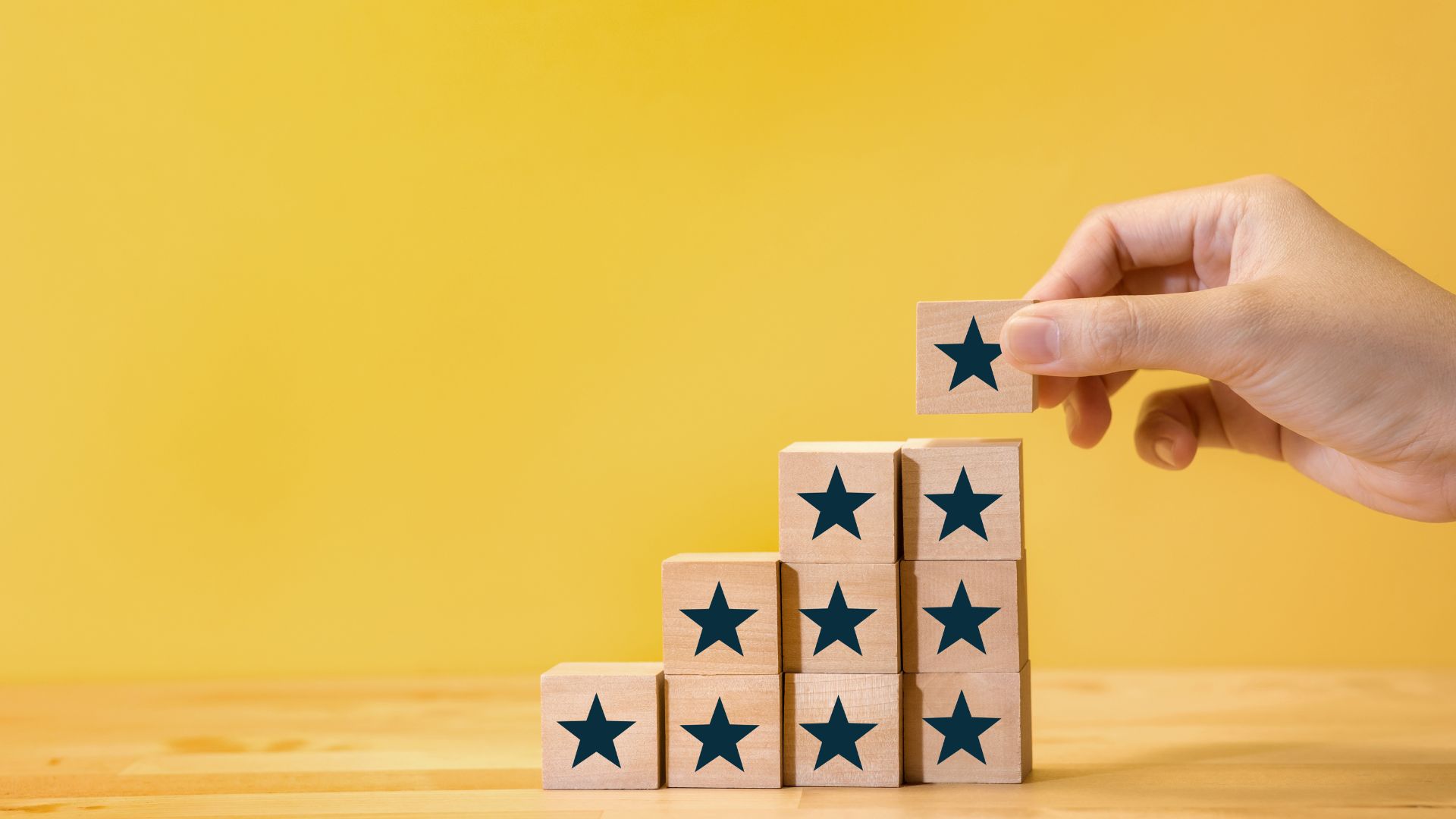 Descubra como integrar campanhas nacionais e regionais de marketing para fortalecer sua mensagem e evitar competição interna.